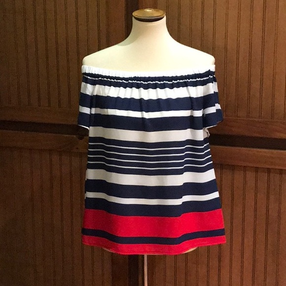 MICHAEL Michael Kors Tops - Michael Kors Size L cold shoulder top